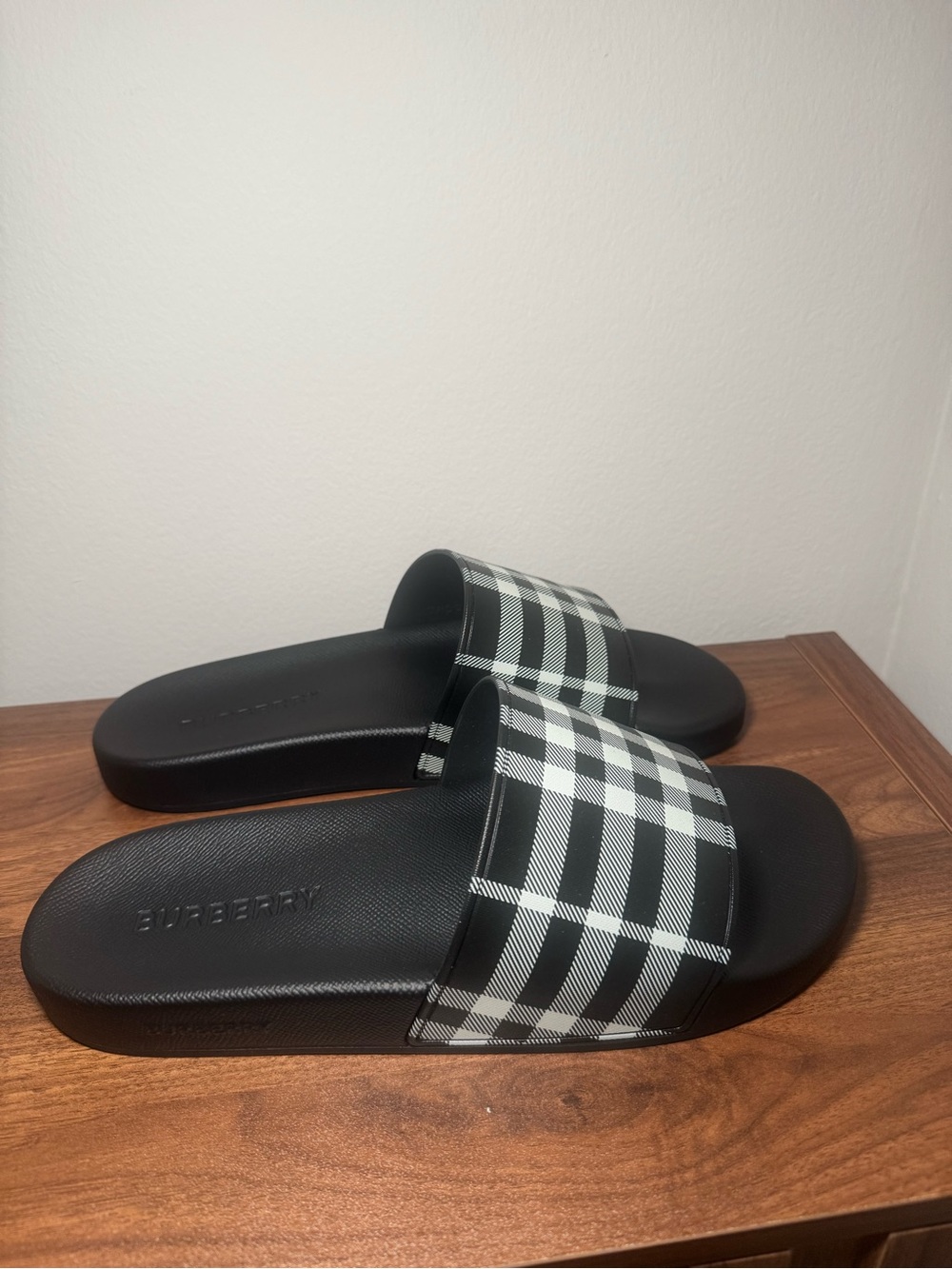BURBERRY CHECK SANDALS